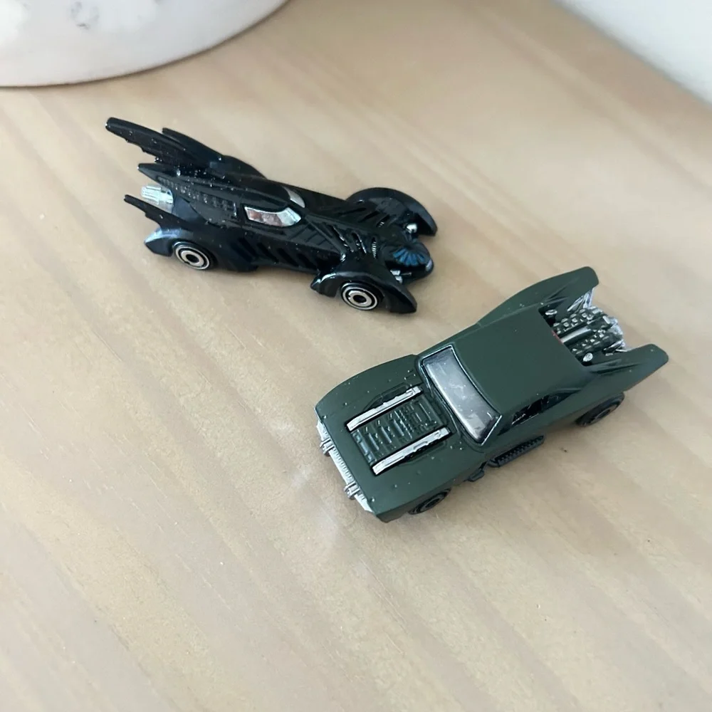 Hot wheels Batman Forever 2011 Batmobile & 2022 Batmobile